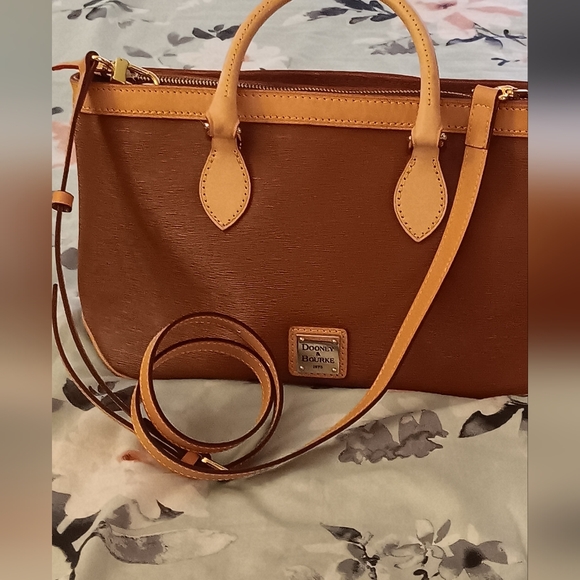 Dooney & Bourke Saffiano Leather Kimberly Crossbody/Shoulder Bag  Brown-Beige - Picture 1 of 12